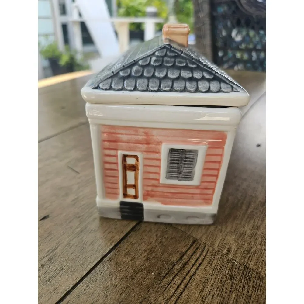 Vintage Ceramic House Canister Tea Caddy 6x5x4 1.5# e43